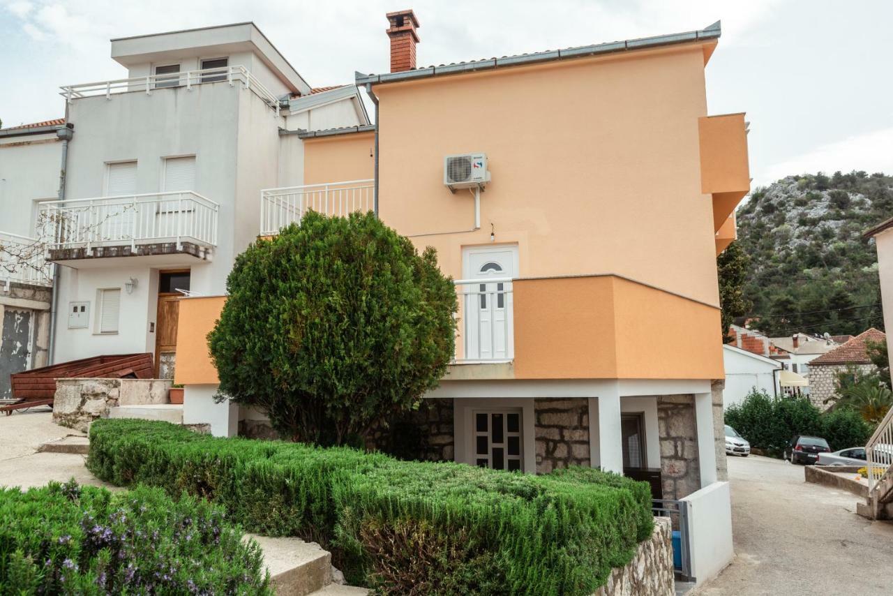 Apartmani Srsen Blace Exterior photo